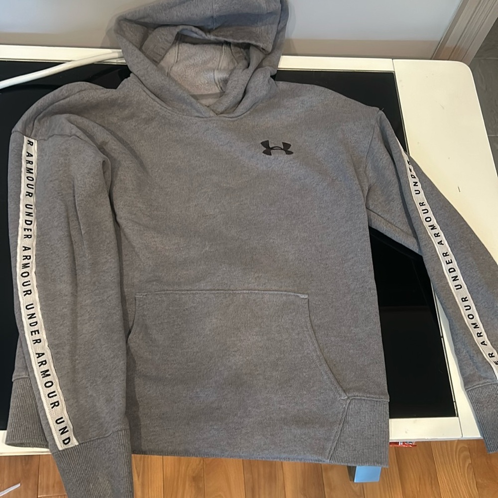 Under Armour Hoodie